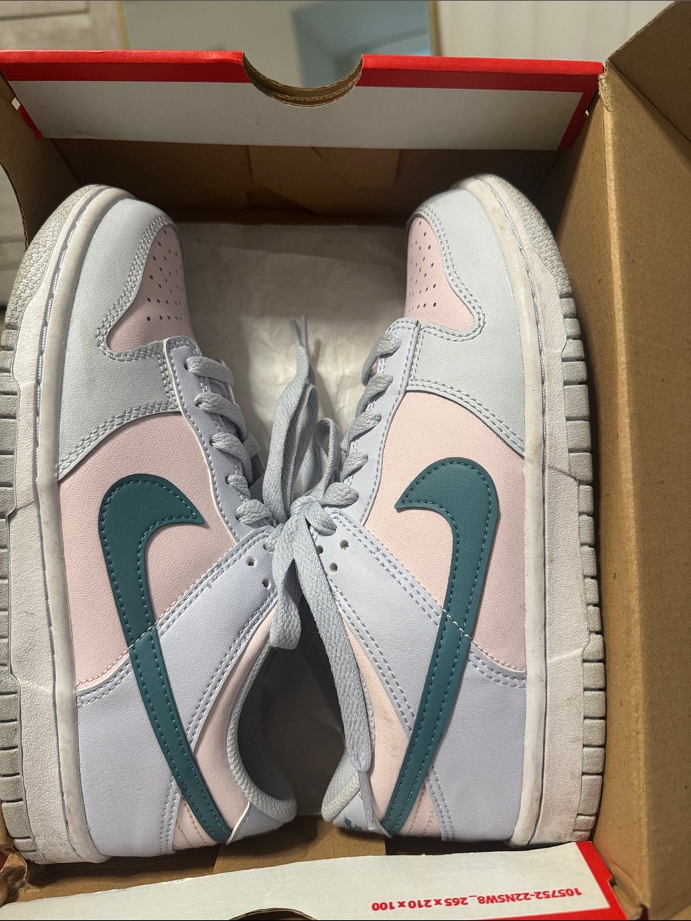 Nike Women’s Low-Top Sneakers - Pink, Teal & White